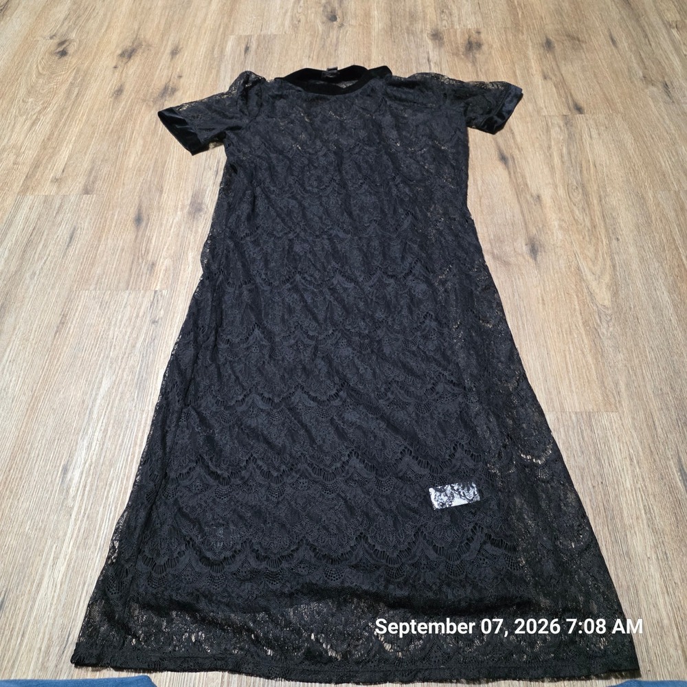 Free Press Black Floral Lace Velvet Trim Midi Dress Large Mock Neck Short Sleeve